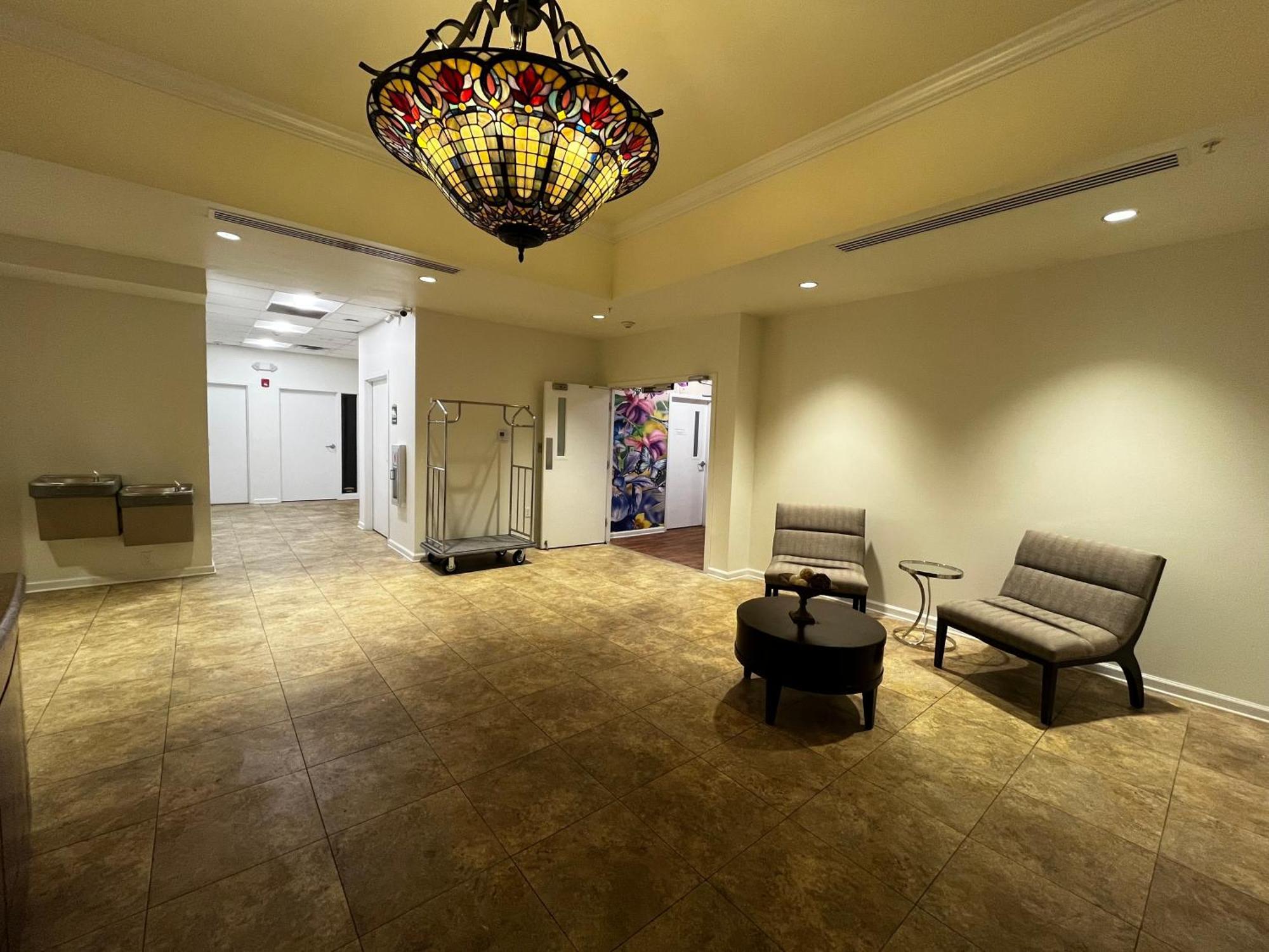The View Studio, Suites And Event Venue Орландо Экстерьер фото